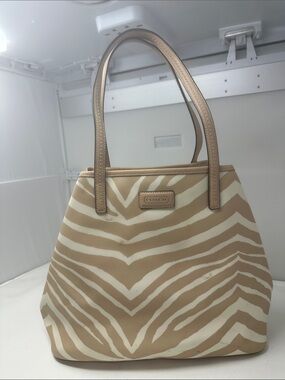 Coach tote